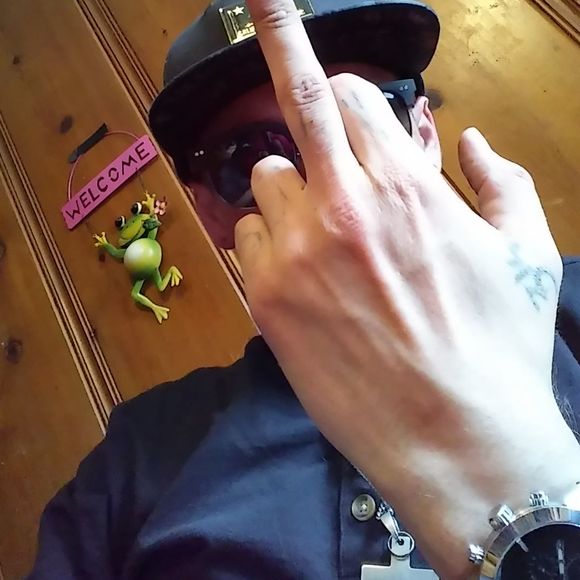 Meet your Posher, Aaron - Picture 1 of 1